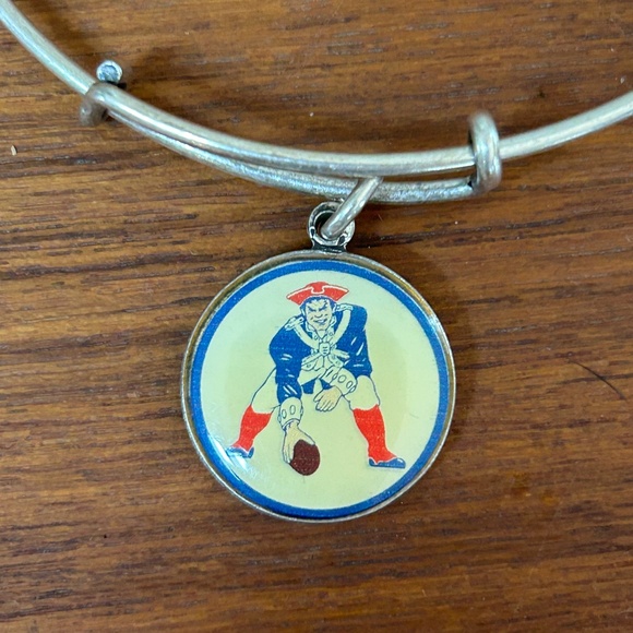 Alex and Ani Pat the Patriots Expandable Bracelet - Picture 2 of 5